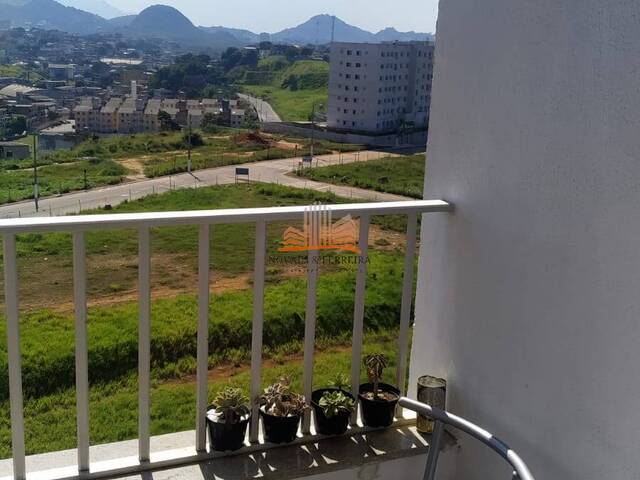 #979 - Apartamento para Venda em Vila Velha - ES